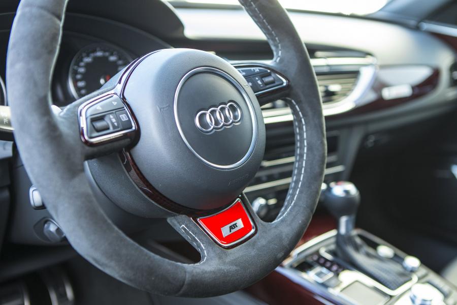 Детали интерьера Audi RS6-R Avant by ABT (4G, C7) 2014 года  (фото 9 из 21)